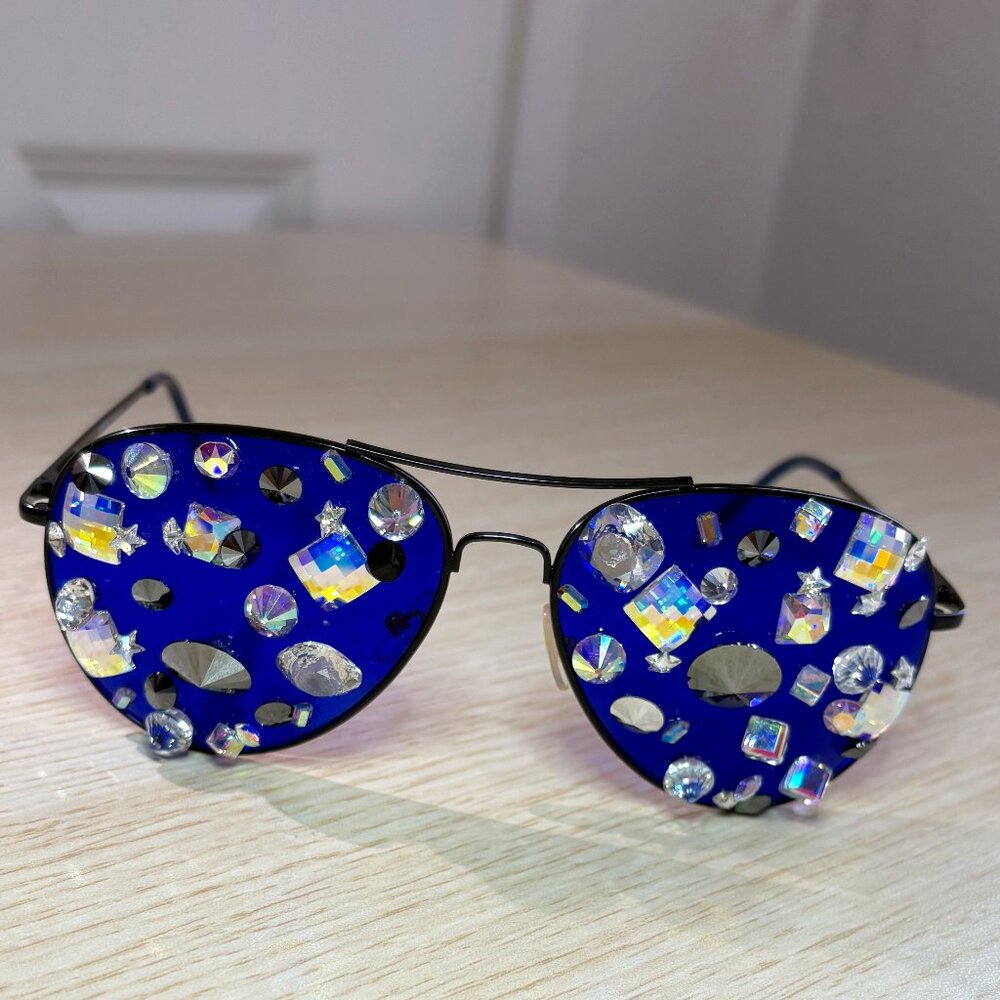 Starlight Aviator-Style Sunglasses